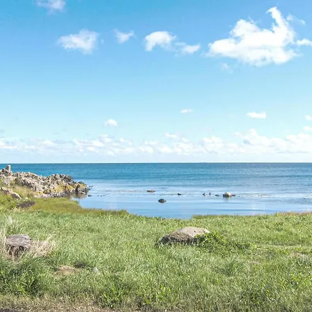 Awesome In With 3 Bedrooms And Wifi Holiday home