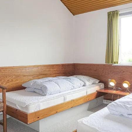 Holiday home Awesome In With 3 Bedrooms And Wifi *