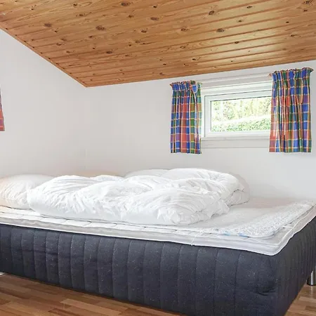 Holiday home Awesome In With 3 Bedrooms And Wifi *